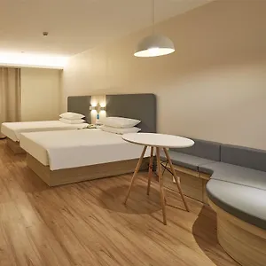 Hanting Fengzhuang Hotel